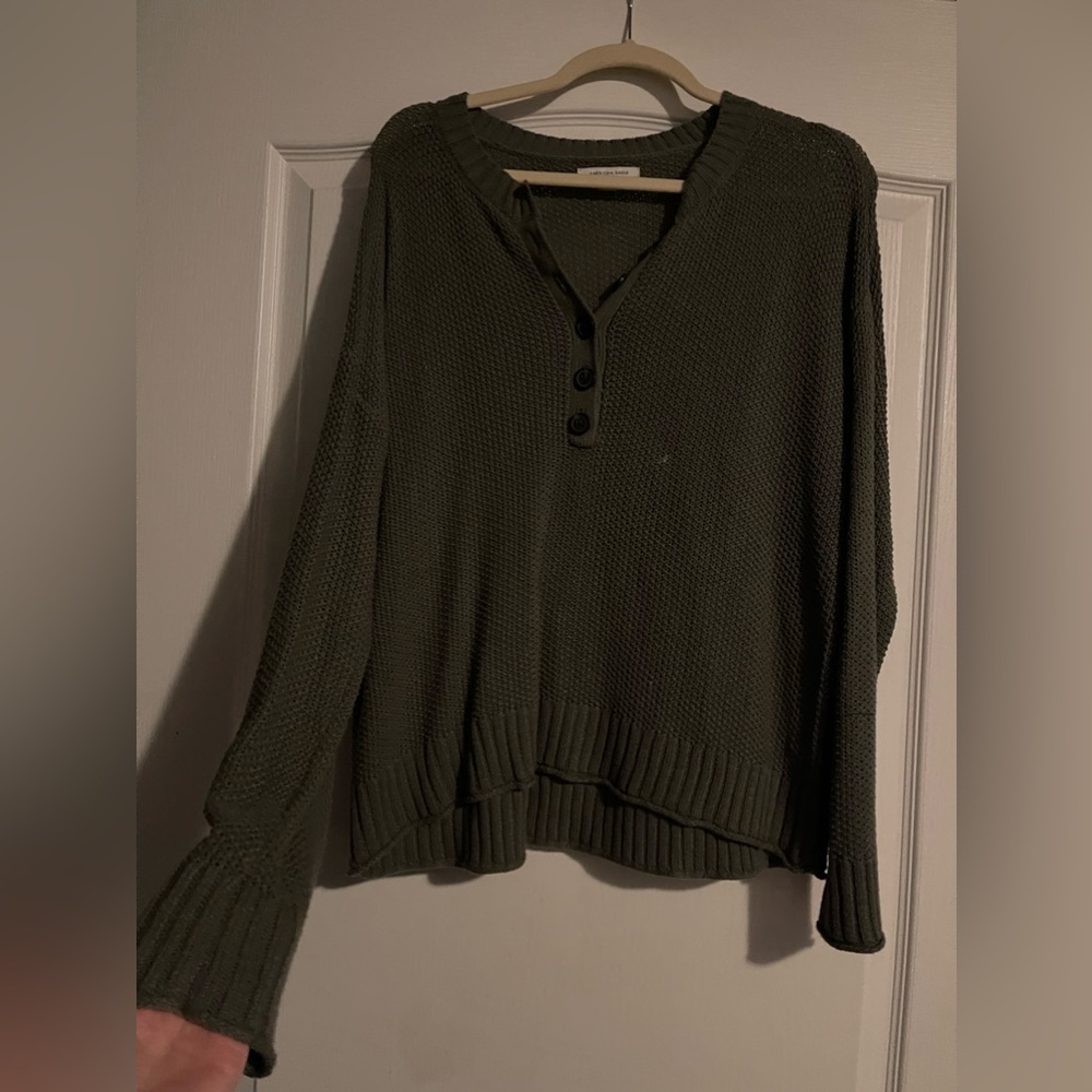 army green american eagle sweater